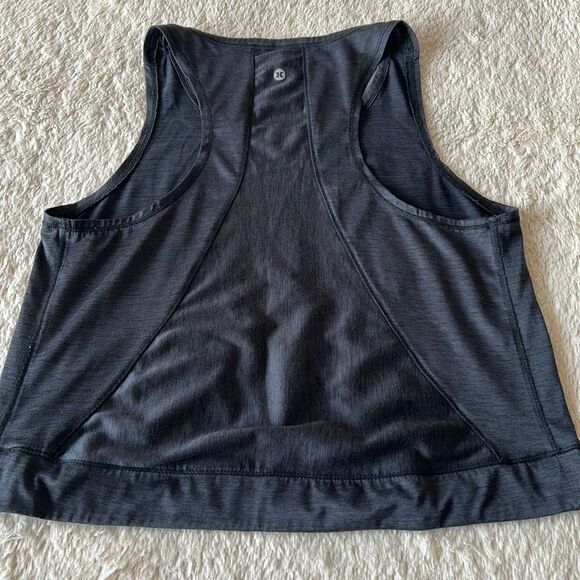 Under Armour tank top gray - Picture 13 of 16